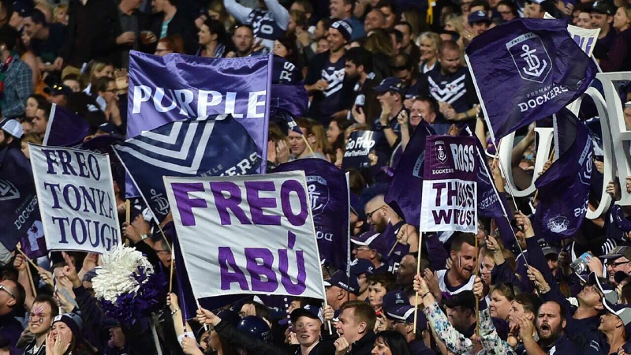 Fremantle Dockers fans