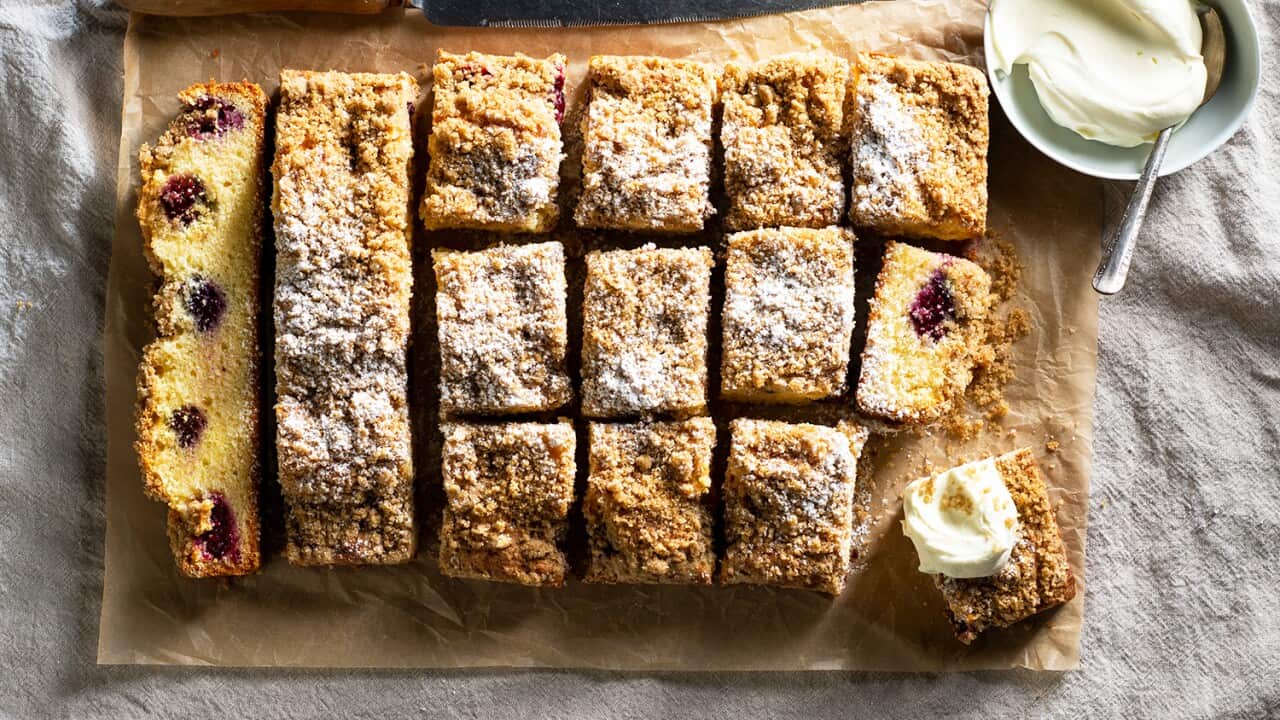 Blackberry sheet cake