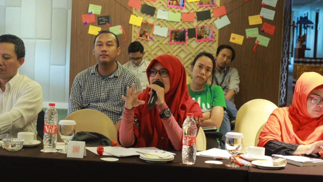 Nur Dhania speaking at Counter Violent Extremism (CVE) workshop.