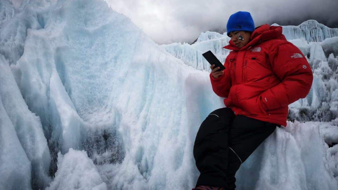 Jacky Wan reading at Everest