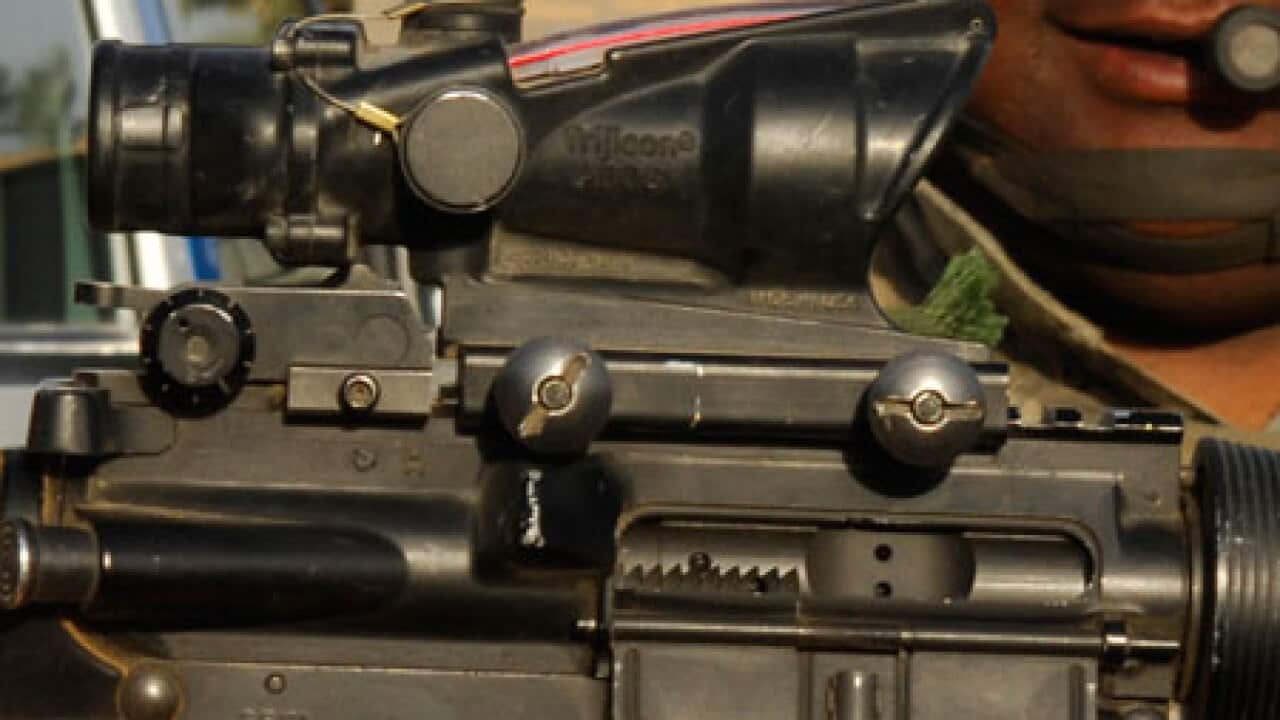 afghanistan_rifles_bible_100122_B_AP_126746077