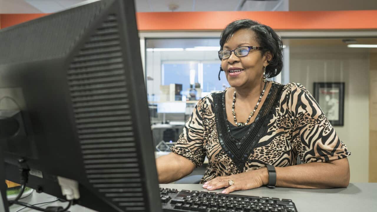 The free hotline provides support in eight different languages.