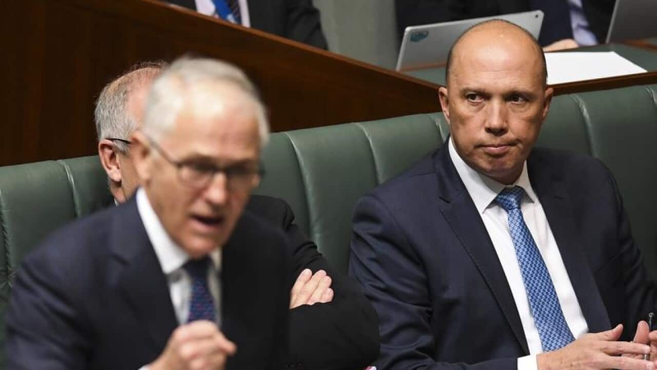 Peter Dutton akisikiza hotuba ya Malcolm Turnbull wakati wa maswali na majibu bungeni