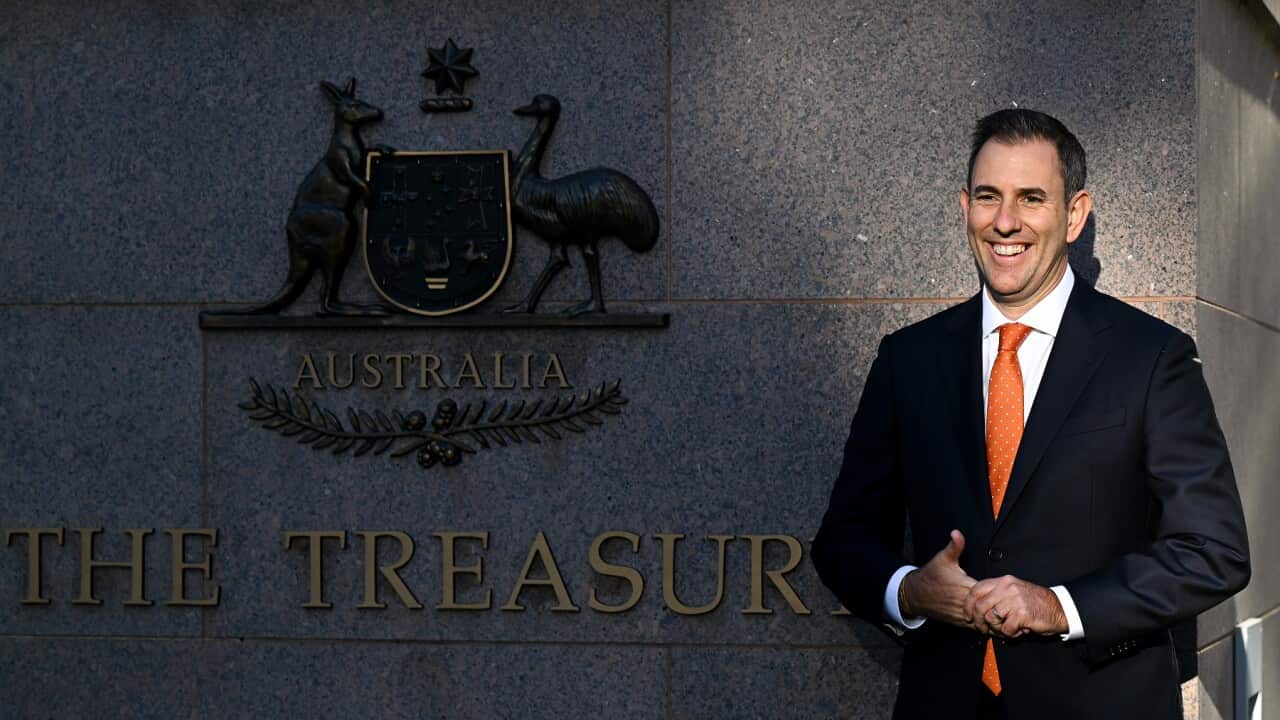 BUDGET23 JIM CHALMERS PORTRAIT