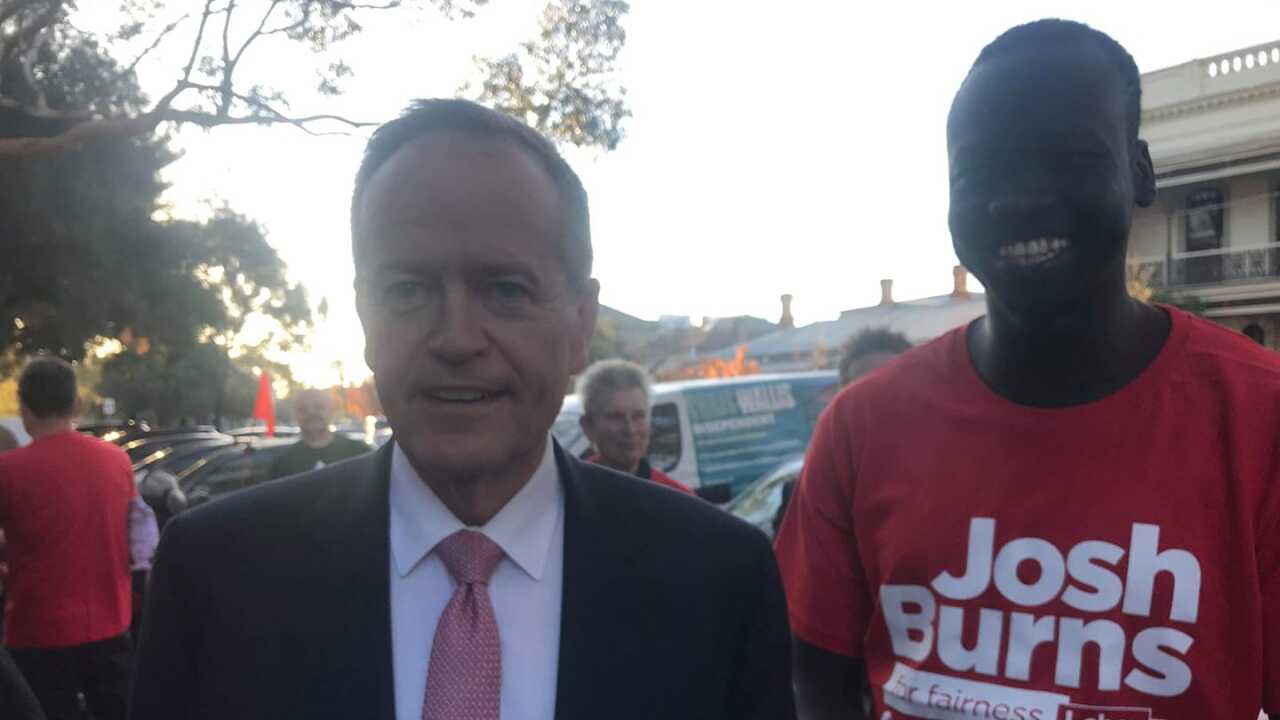 Deng Lual and the leader of Labor Party