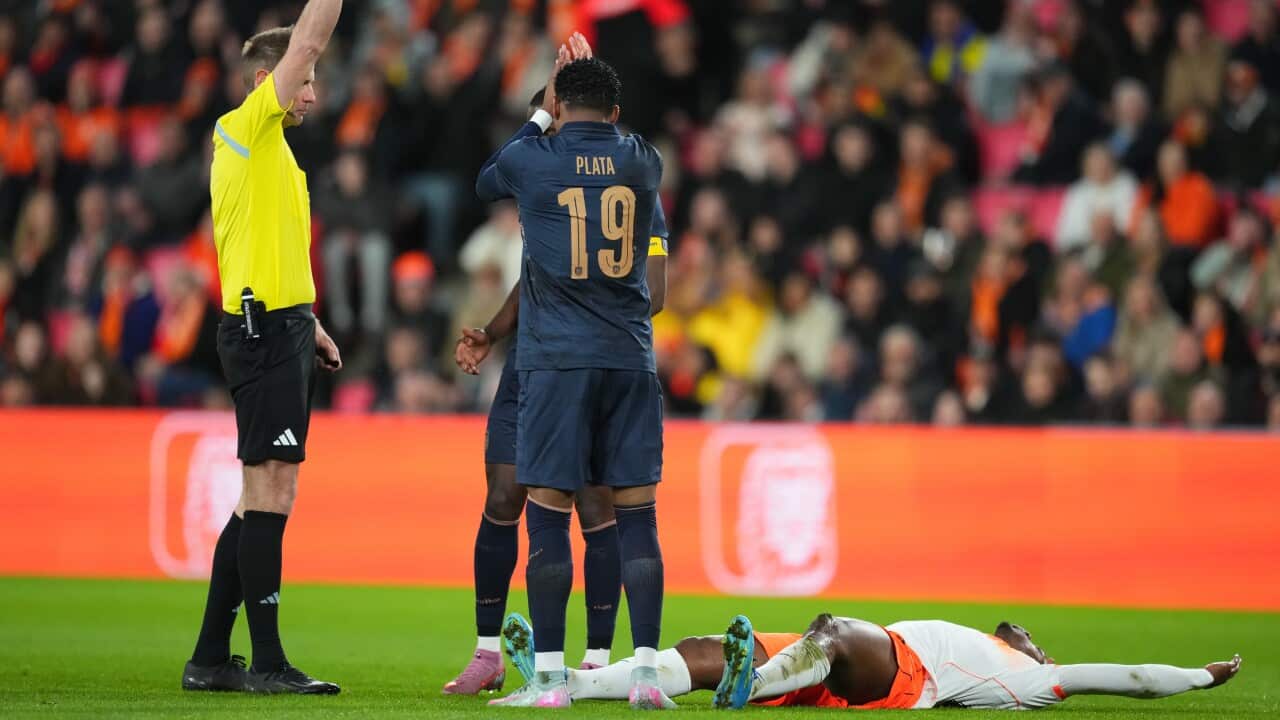 Denzel Dumfries rode kaart