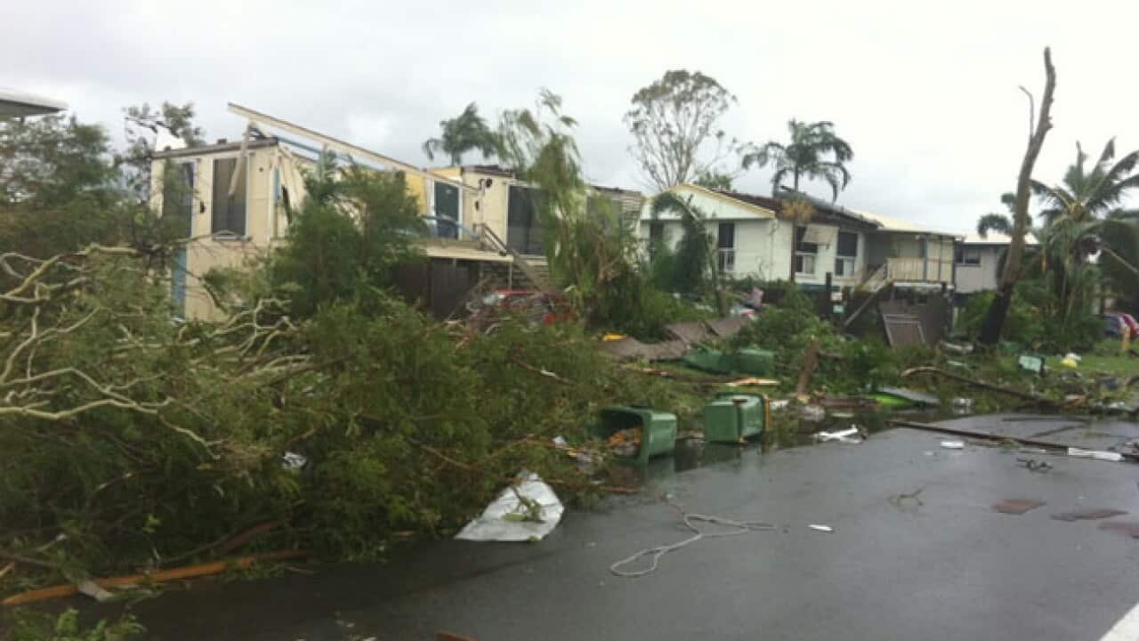 Townsville_tornado2_b_120320_@melissavander10_1966345350