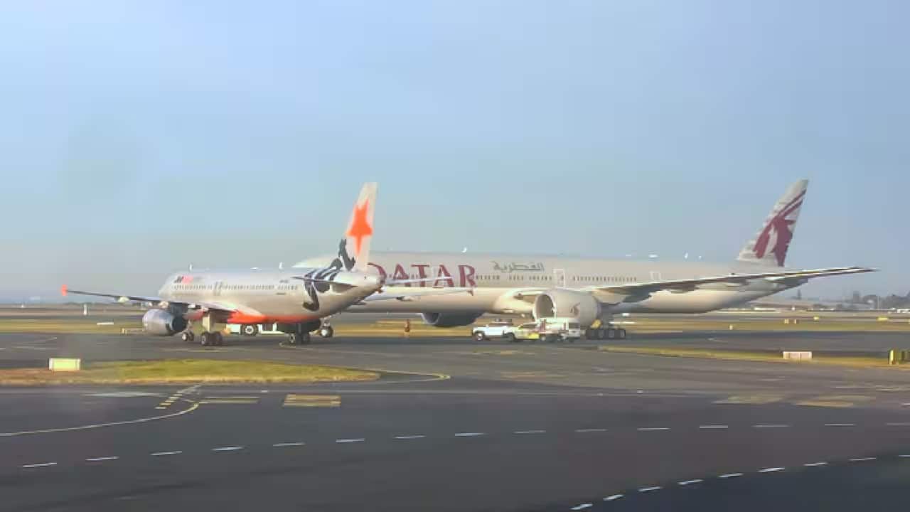 Two planes have almost collided on the tarmac at Sydney Airport.png