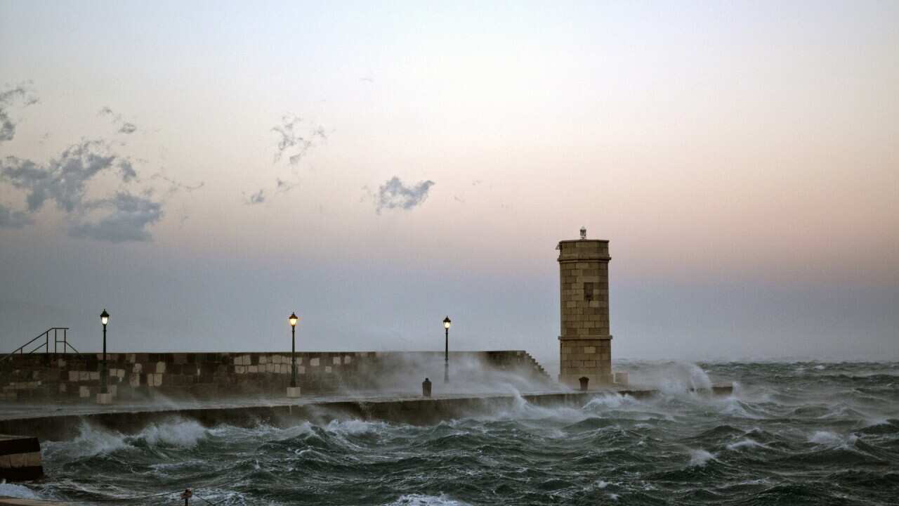 lighthouse-1219569_1920.jpg
