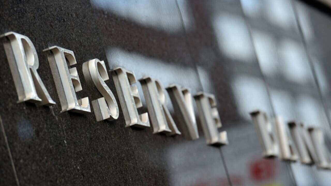 RBA_b_120411_aap_2106626639