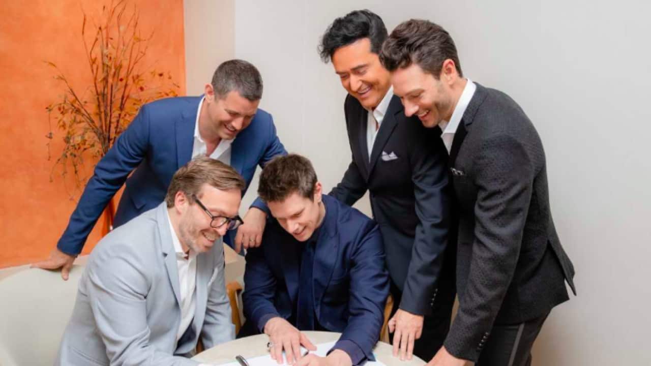 Il Divo signing their new album