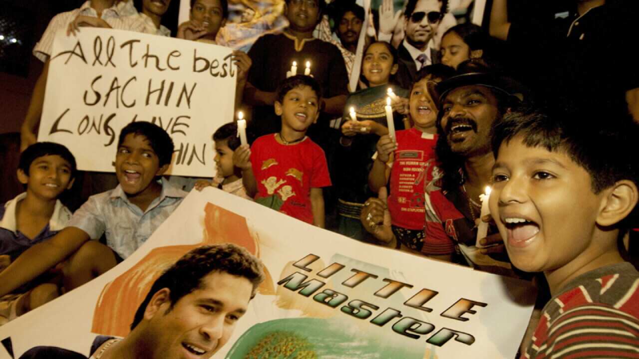 Indians shout good wishes to Sachin Tendulkar