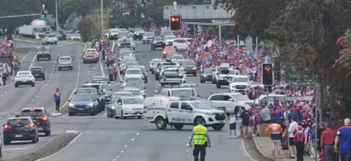 Car hits crowd in Newcastle during Knights pre-grand final farewell, multiple people injured