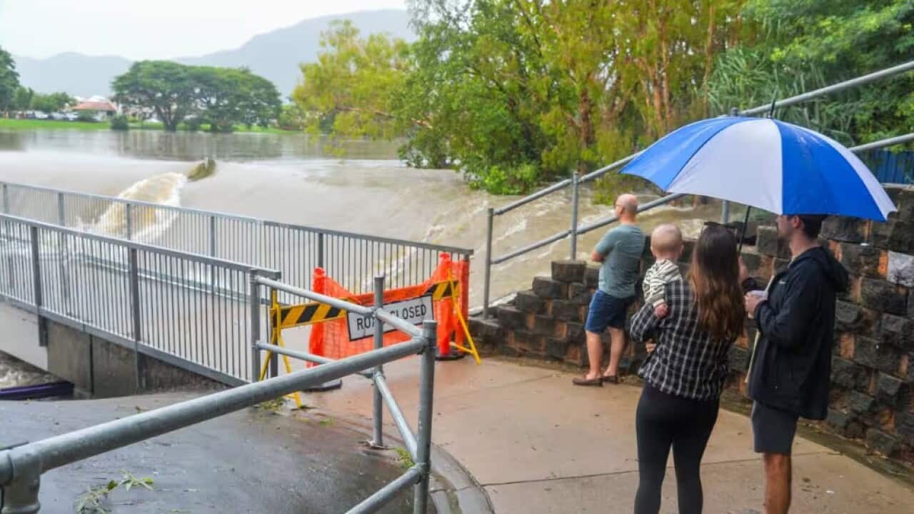 Nth QLD Flooding - AAP Scott Radford-Chisholm.jpg