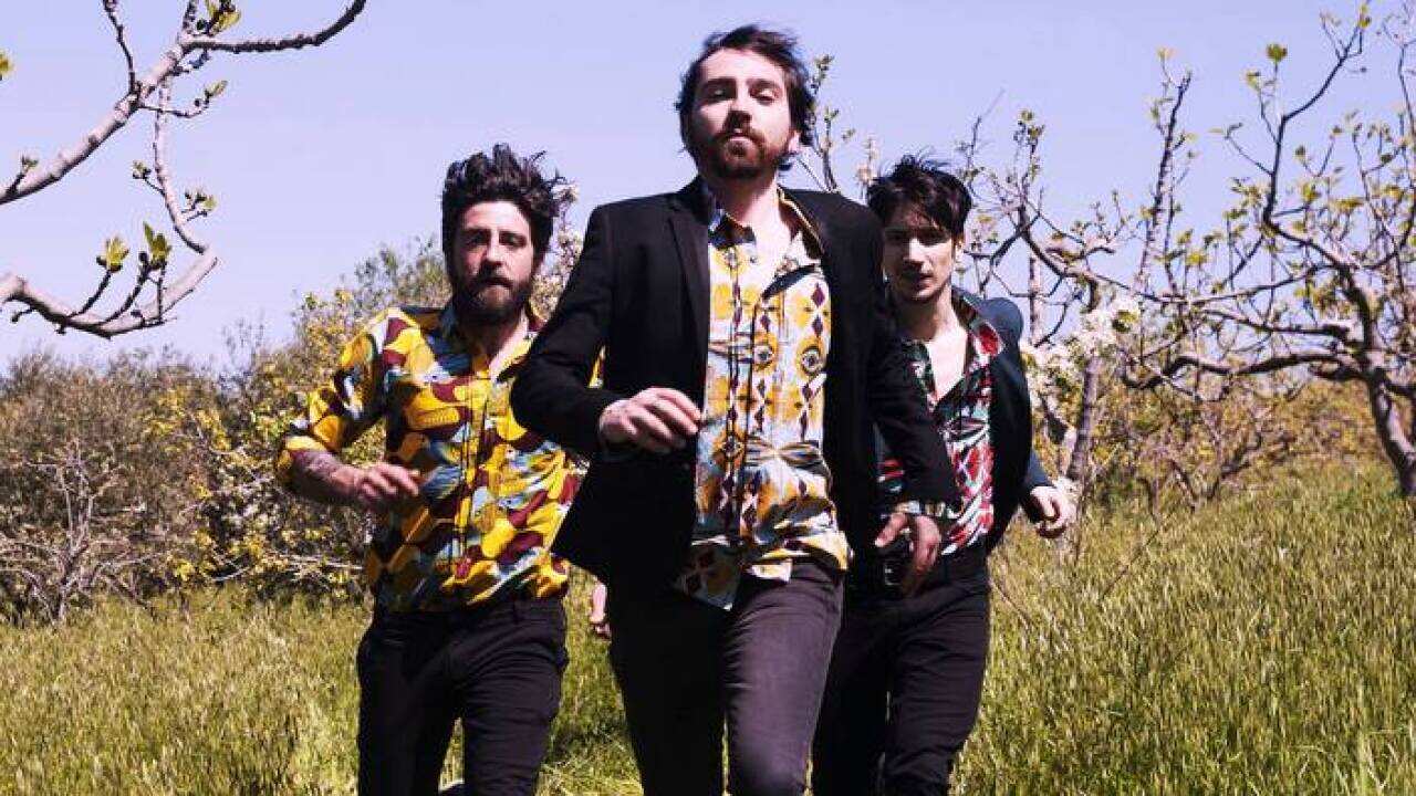 Dimartino, Un paese ci vuole