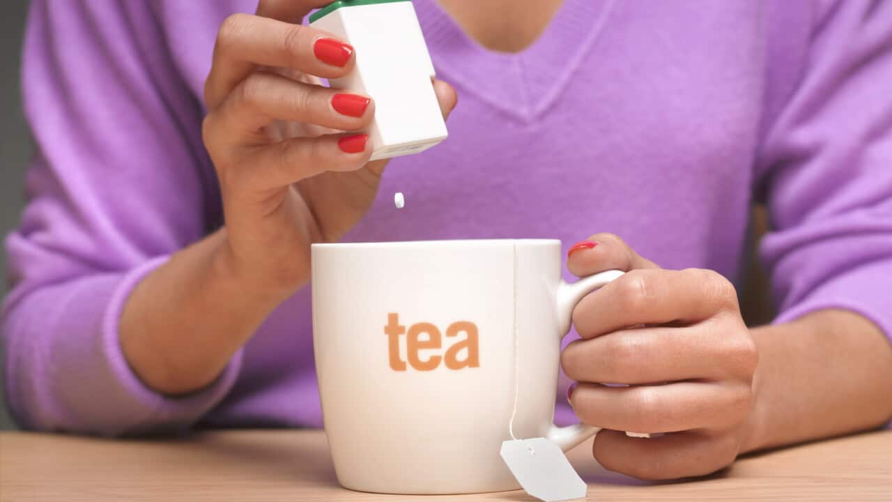 Artificial sweetener in tea