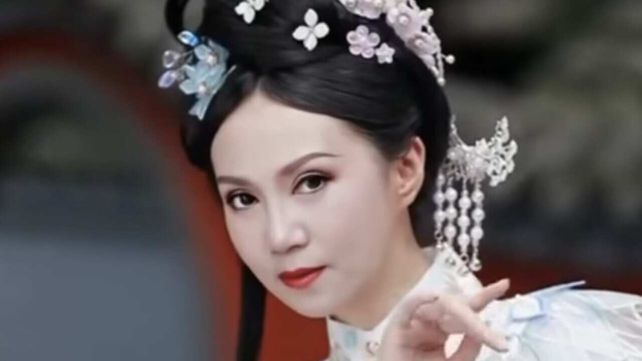 Artist Nguyen Nhu Nguyet