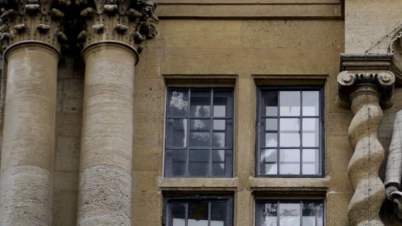 The controversial Cecil Rhodes statue on the facade of the Oriel College