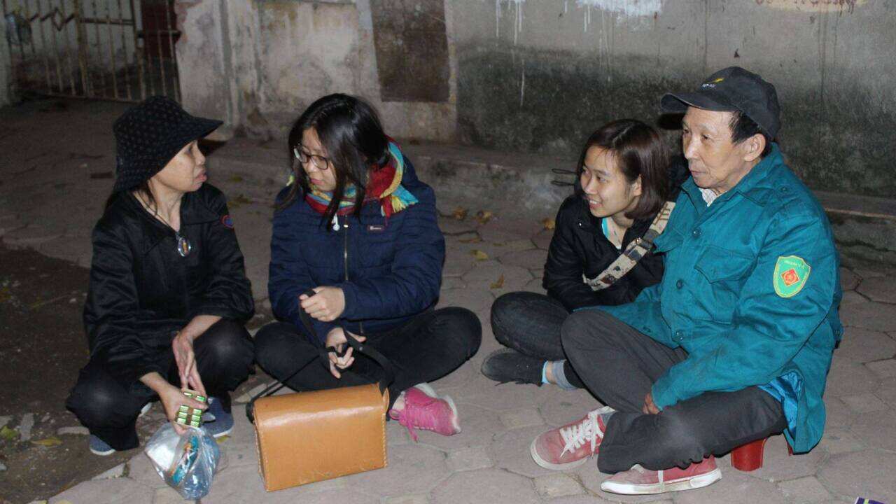 Am volunteers