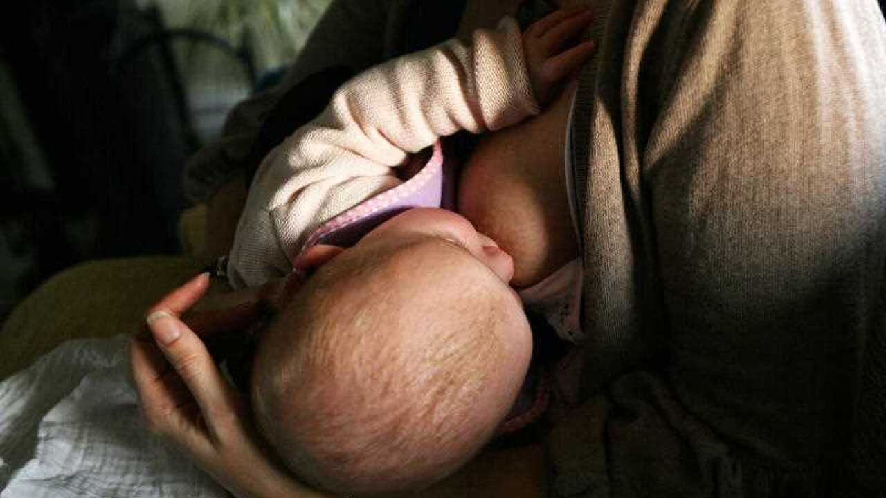Breastfeeding rates in China are one of the lowest in the world, a Sydney doctor says.