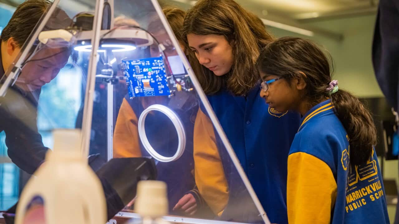 Marrickville Public School students get to know the new smart recycling bin
