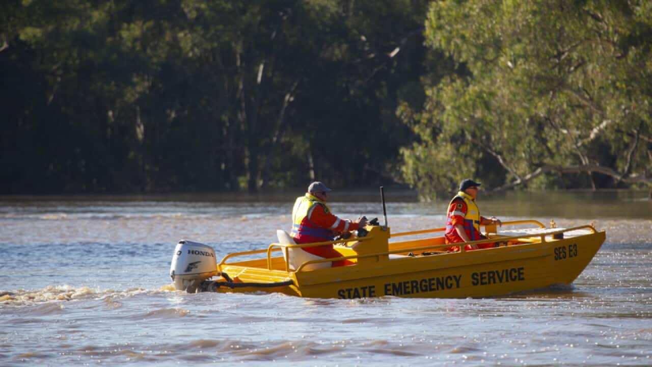 A man's body has been recovered from the Murrumbidgee River in western New South Wales.