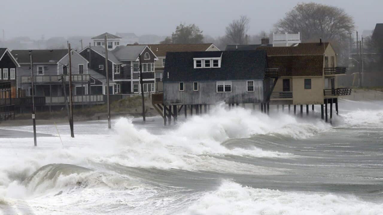 Hurricane Sandy batters US east coast