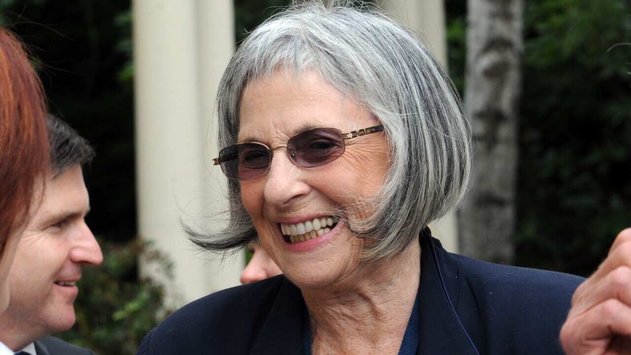 Former director of the National Galler Betty Churcher during a reception at the Lodge in Canberra in 2012 (AAP Image/Alan Porritt)