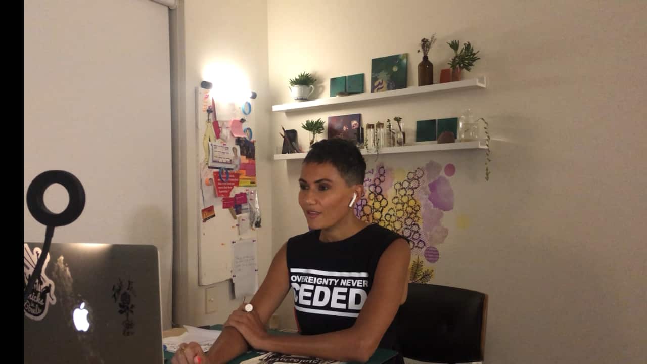 Saffaa at a computer (Supplied).png