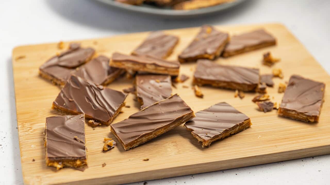 TCQ5_EP01_Butterscotch Almond Bars_1L0A5301 copy.jpg