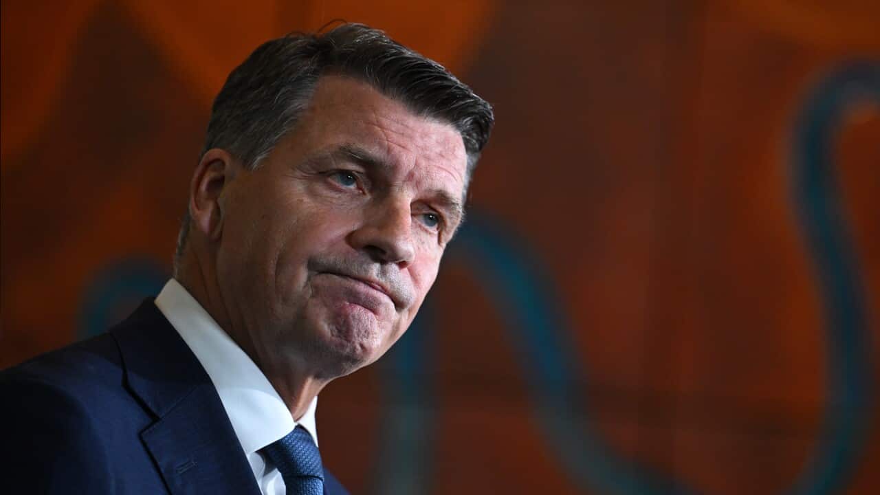 ANGUS TAYLOR PRESSER