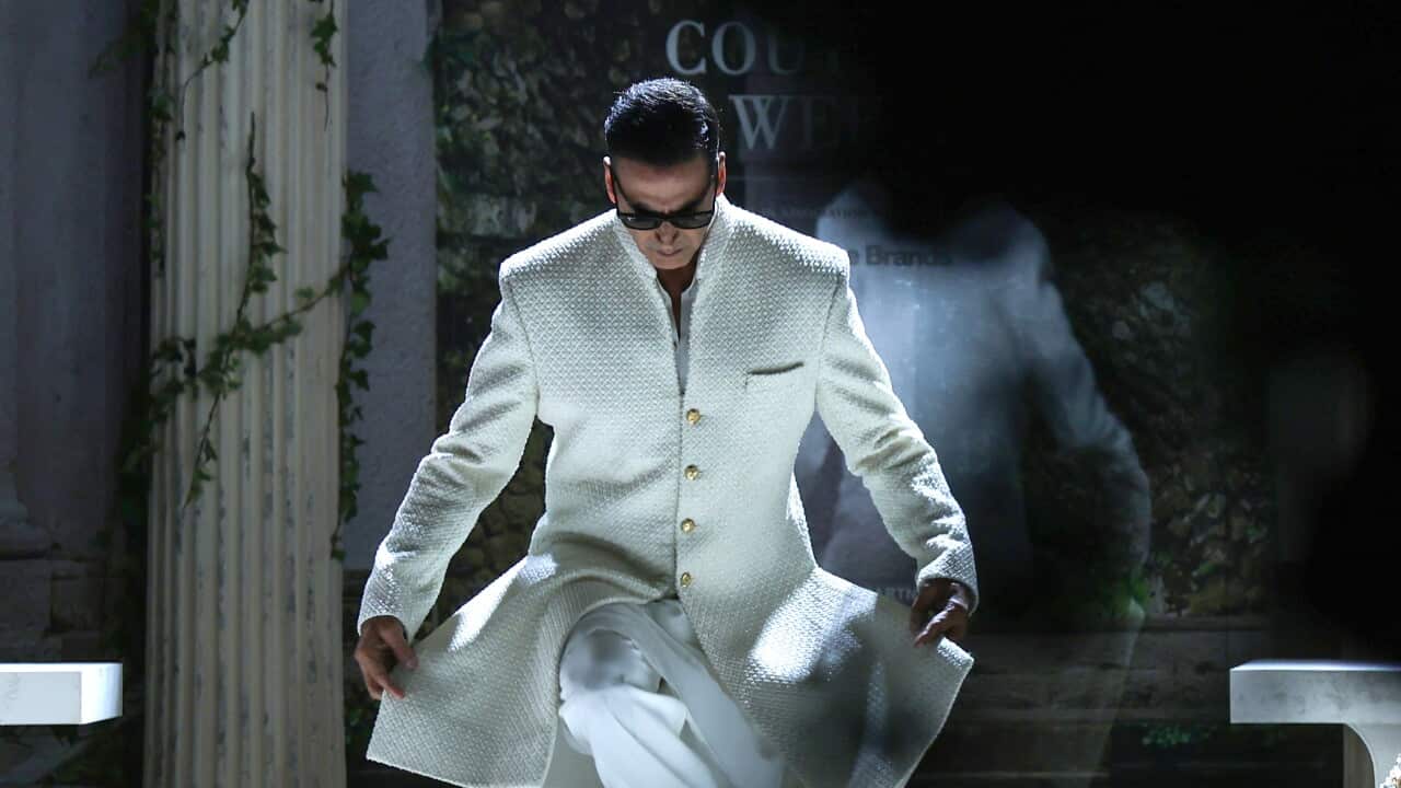Falguni Shane Peacock - Runway - India Couture Week