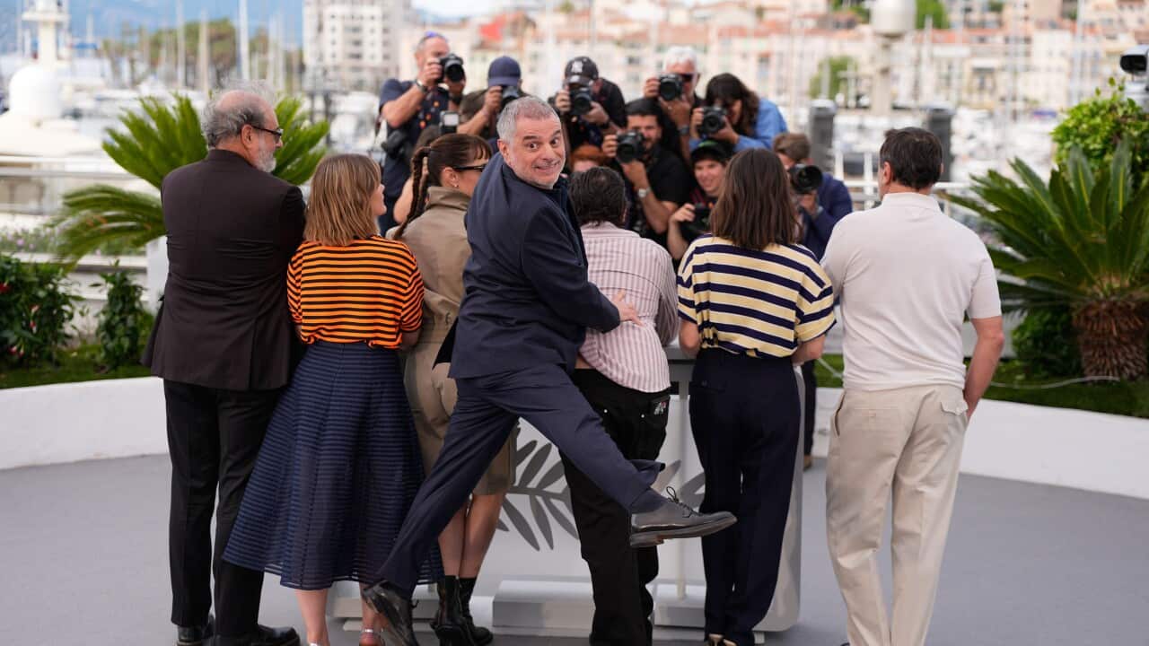 Gustave Kervern,Madeleine Baudot,Vimala Pons,Pierre Salvadori,Pio Marmaï,Anaïs Demoustier,Gilles Lellouche