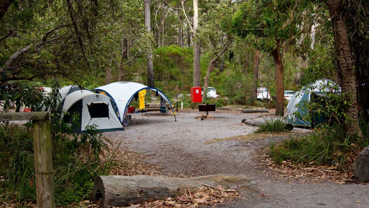 新州當局發現一名在維州檢測呈陽性的個案曾經在5月23及24號在感染期間曾經到過新州多個地點。