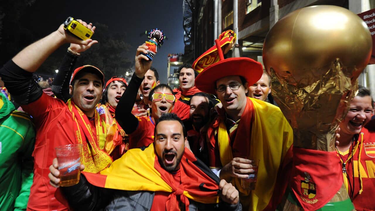 spain_2010_worldcup_trophy_getty.jpg