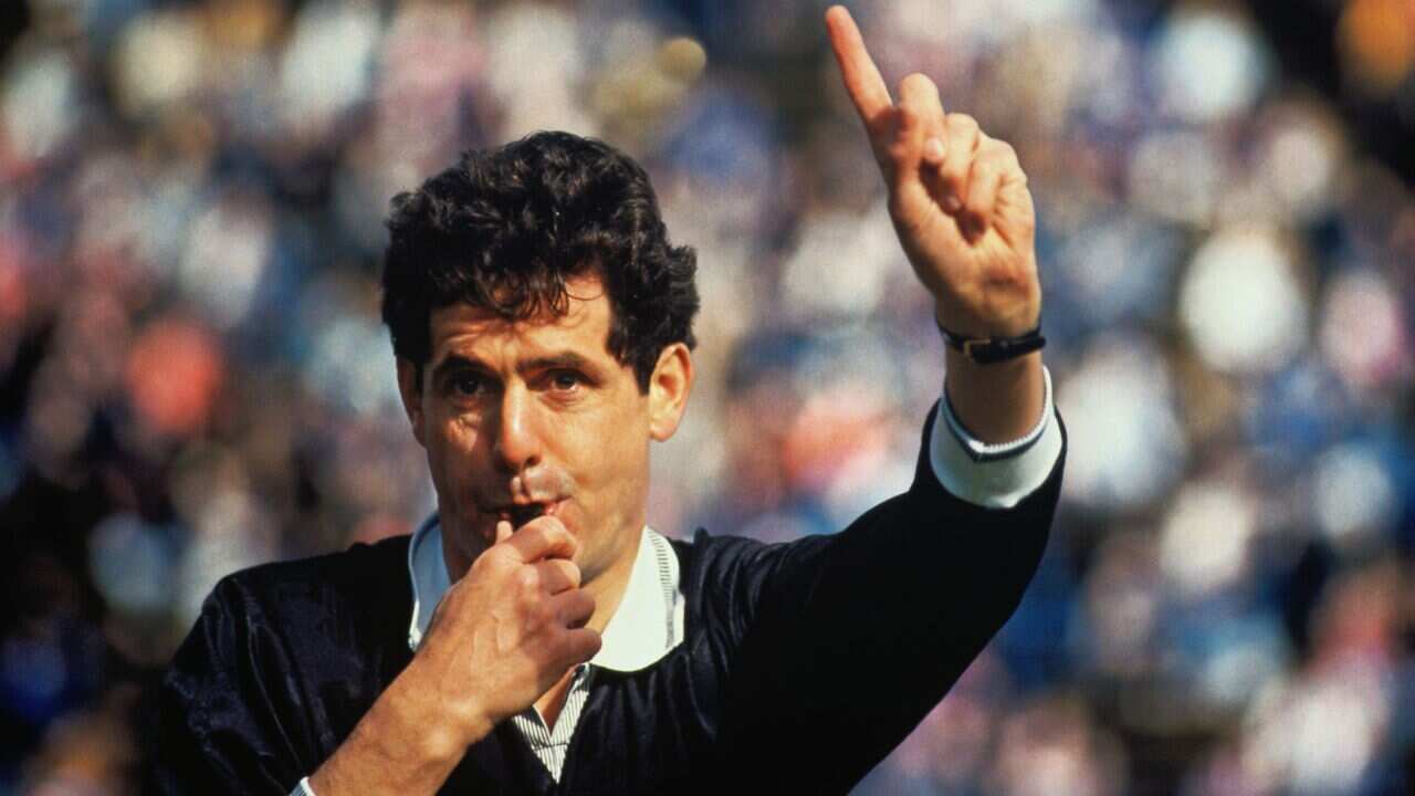 Cinco años de sanción para futbolista amateur francés que mordió el pene a un rival.