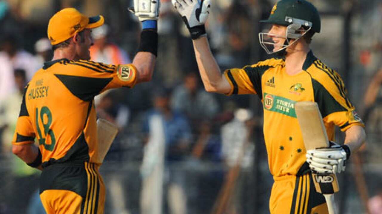 cricket_hussey_voges_0911_B_getty_2097547989