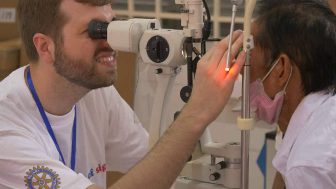Aussie Medical team is providing free eye treatment to Cambodian
