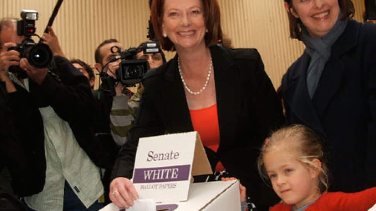 gillard_votes_L_sbs_100821_aap_1476945656