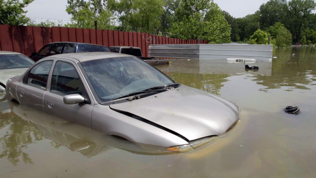 flood_memphis_b_110510_ap_1362830482