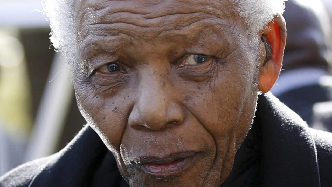 Mandela leaves hospital