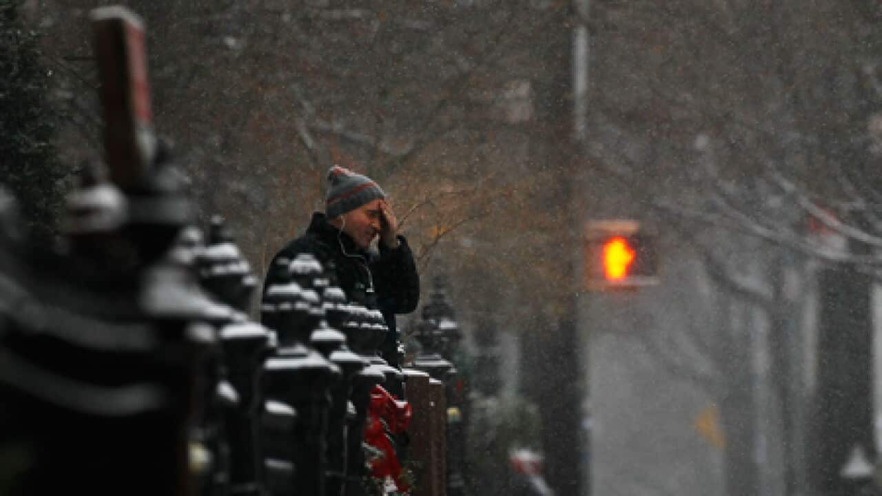 us_snow_brooklyn_101227_B_getty_1276102385