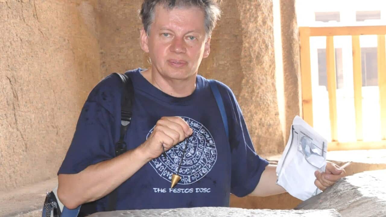 Leszek Matela- Badania Karnak Najswietsze Miejsce.jpg