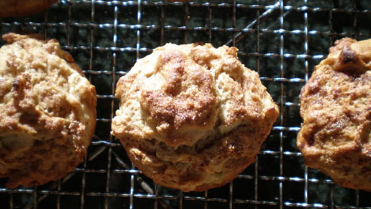 kc-apple-muffins_2002486671