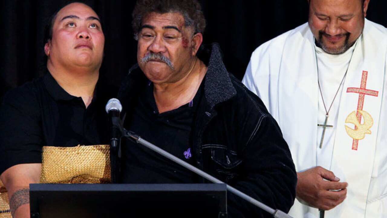 brisbane_fireprayer_B_aap_880145744