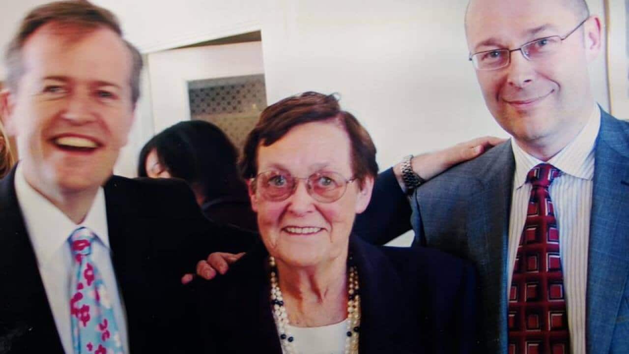 Bill Shorten with his mother & twin brother