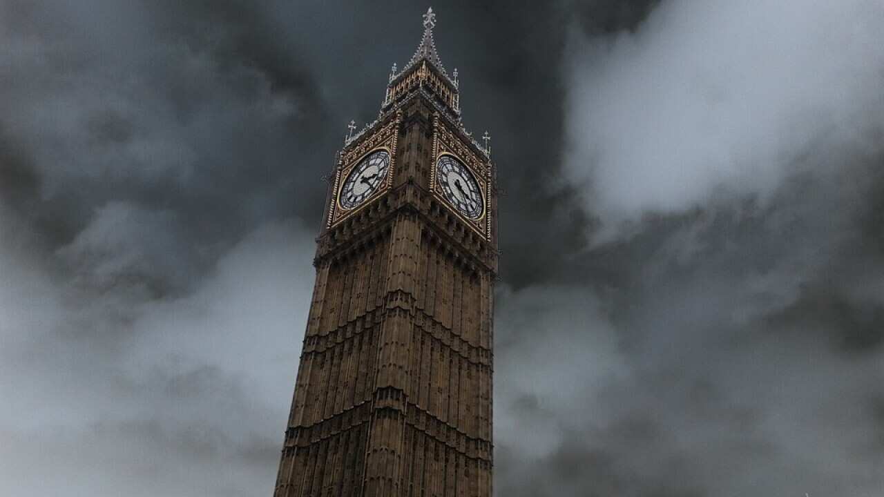 Englands Anzahl der Corona-Toten ist auf über 100.000 angestiegen