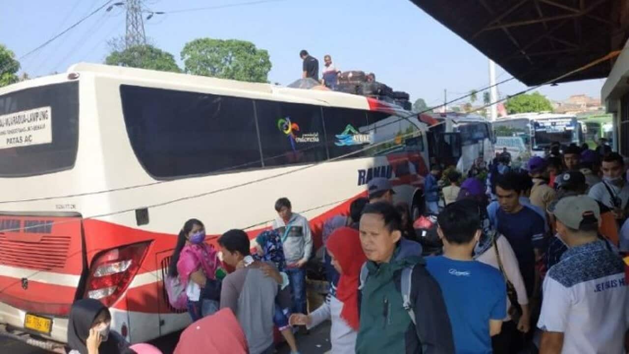 The Kampung Rambutan terminal flooded with people going home for Eid – 31 May 2019.