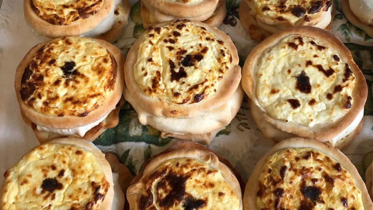 Cheese pies (lambropites) for Greek Easter