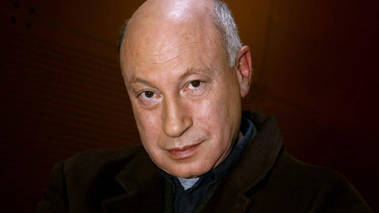 France - "Esprit Libre" - TV Set